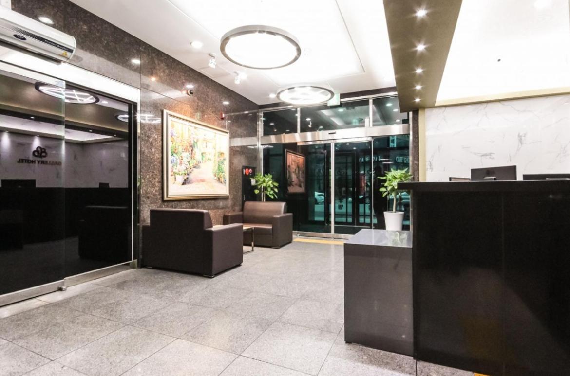 Gallery Hotel Gwangju Metropolitan City Exterior photo